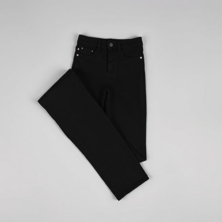 Calça Jeans Feminina Preta Skinny — produto disponível na loja Bravo Jeans